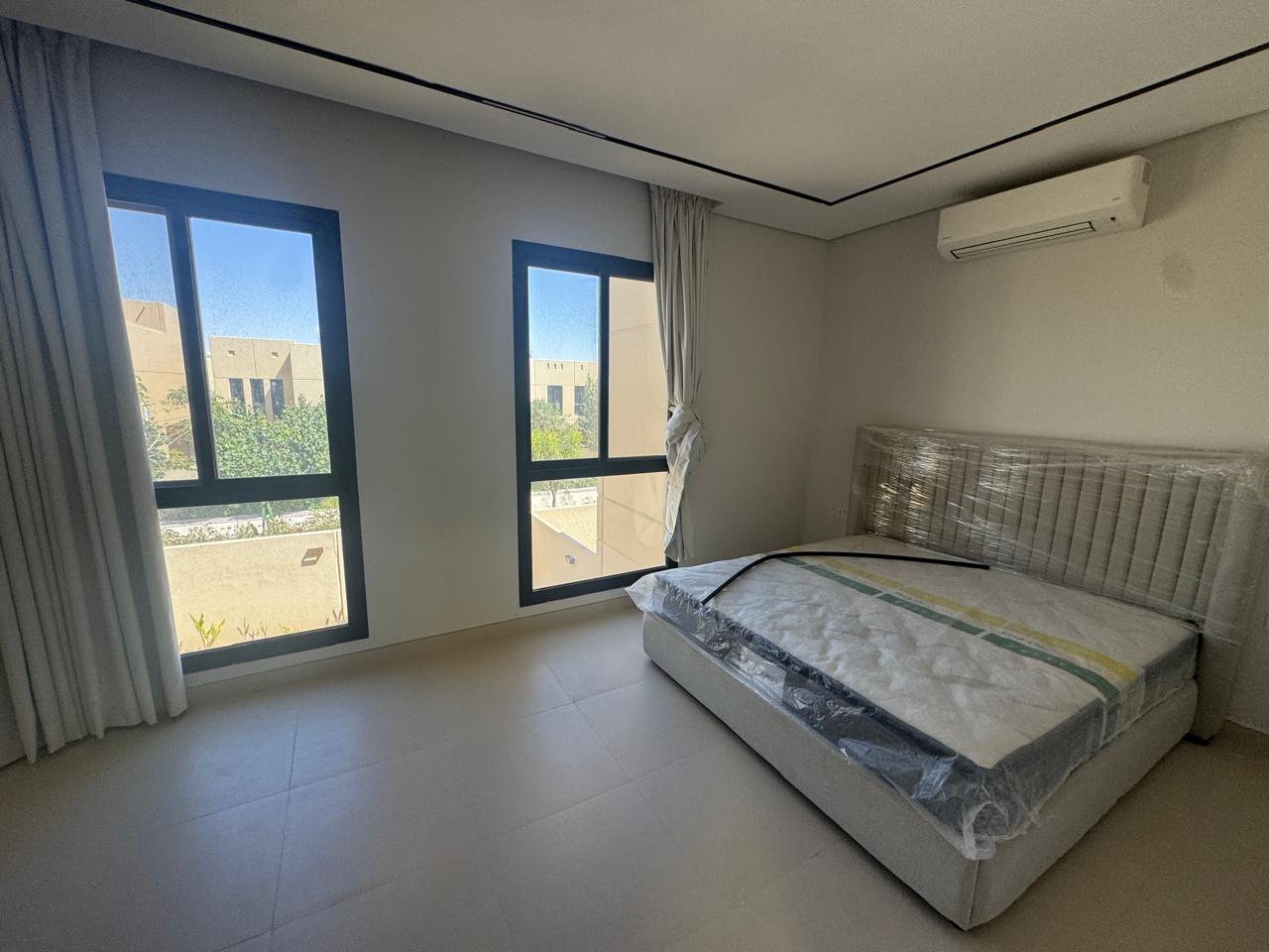  🏡 *Modern Townhouse for Rent in Sedra (Roshn) – Stylish & Family-Friendly* 👨‍👩‍👧‍👦